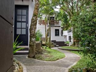 T House Hotel Tagaytay City Buitenkant foto